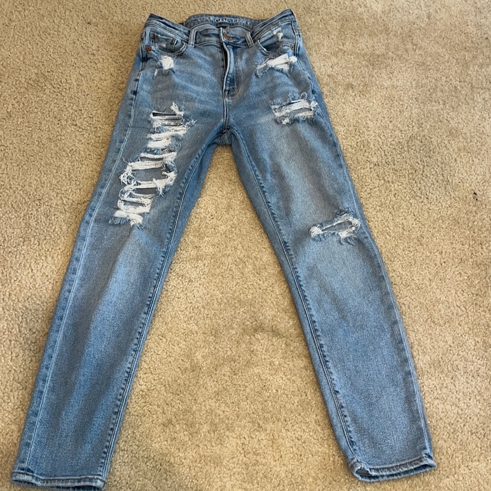 American Eagle Mom Jeans